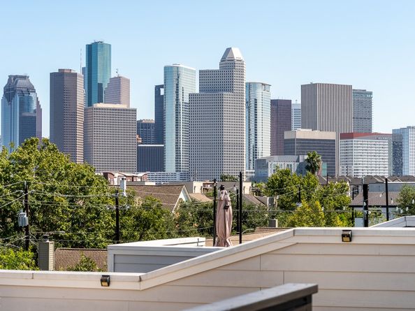 2209 Crocker, Houston TX 77006