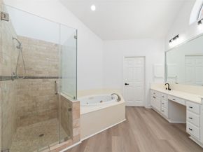 15106 Oldtown Bridge Court, Sugar Land TX 77498