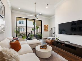 2711 Stelter Place, Houston TX 77007