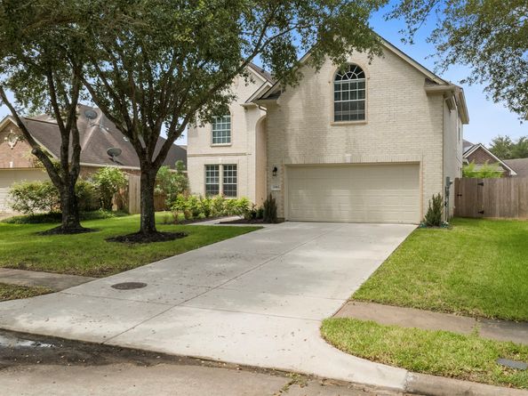 1202 Ivory Meadow Lane, Sugar Land TX 77479