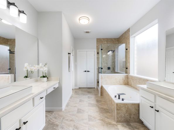 1202 Ivory Meadow Lane, Sugar Land TX 77479