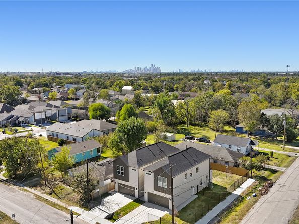 5921 Eastland Street, Houston TX 77028