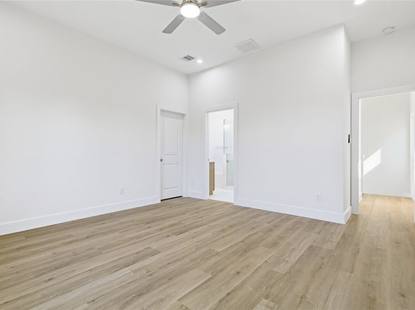 5921 Eastland Street, Houston TX 77028