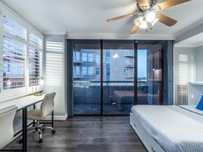 3525 Sage Road 1511, Houston TX 77056