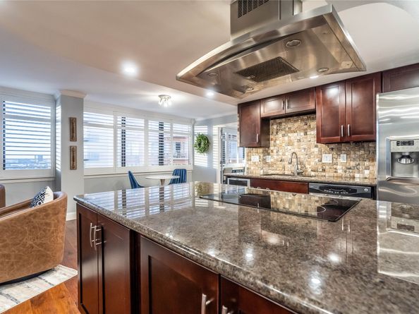 3525 Sage Road 1511, Houston TX 77056