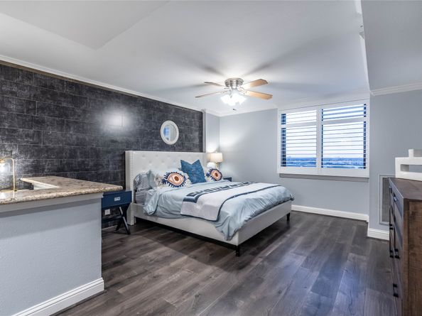 3525 Sage Road 1511, Houston TX 77056