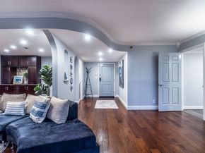 3525 Sage Road 1511, Houston TX 77056