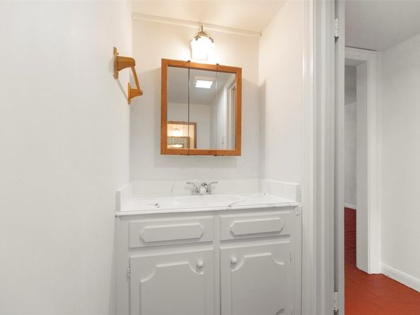 5239 Arboles Drive M, Houston TX 77035