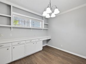 6112 Pineway Boulevard, Houston TX 77023