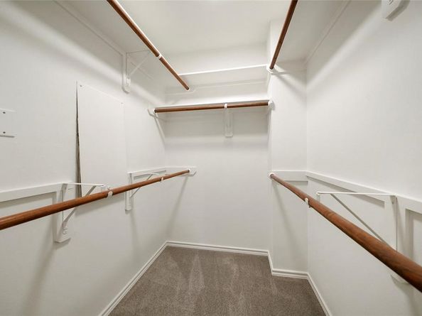 101 N Villa Oaks Drive, The Woodlands TX 77382