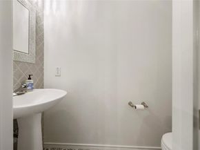 101 N Villa Oaks Drive, The Woodlands TX 77382