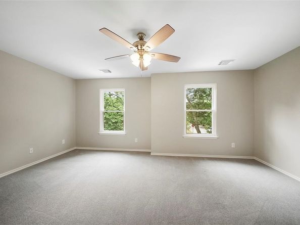 101 N Villa Oaks Drive, The Woodlands TX 77382