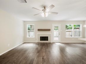 101 N Villa Oaks Drive, The Woodlands TX 77382