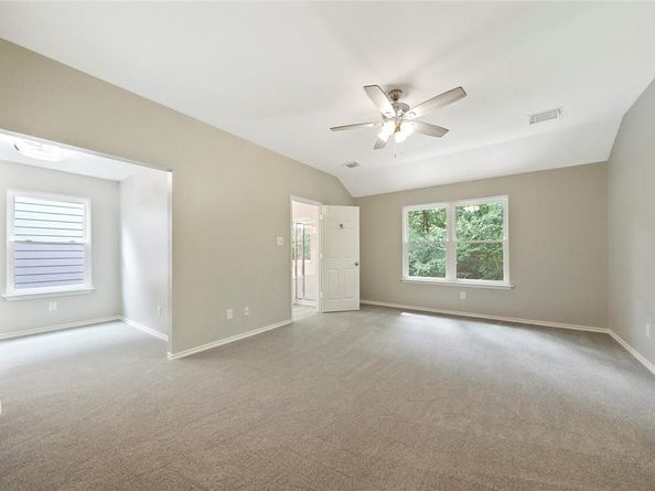 101 N Villa Oaks Drive, The Woodlands TX 77382