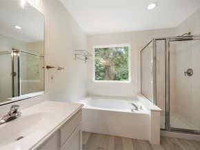 101 N Villa Oaks Drive, The Woodlands TX 77382