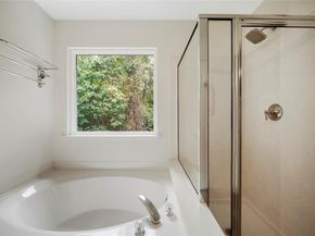 101 N Villa Oaks Drive, The Woodlands TX 77382