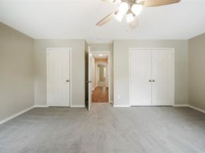 101 N Villa Oaks Drive, The Woodlands TX 77382