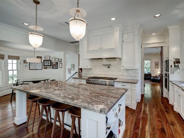 1819 Banks Street, Houston TX 77098