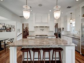 1819 Banks Street, Houston TX 77098