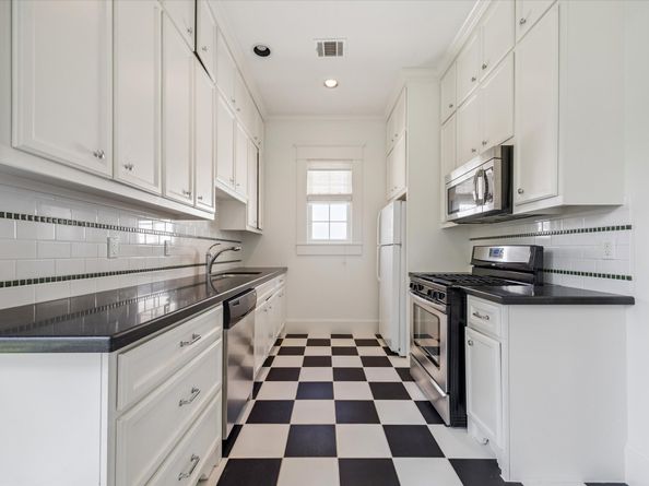 1819 Banks Street, Houston TX 77098