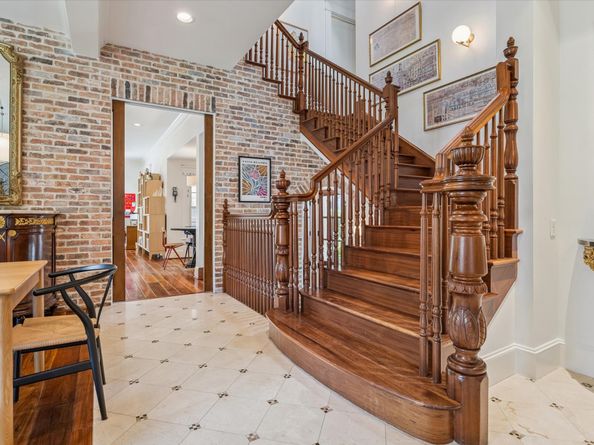 1819 Banks Street, Houston TX 77098