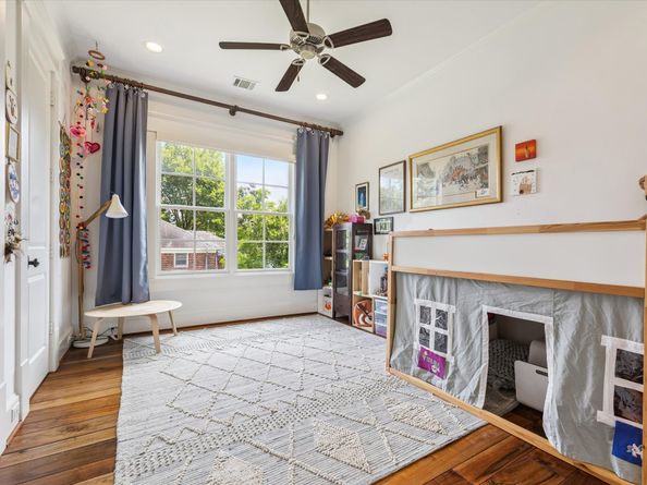 1819 Banks Street, Houston TX 77098