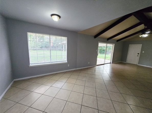 7731 Deadwood Drive, Houston TX 77040