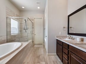 10937 Wrenwood Manor, Houston TX 77043