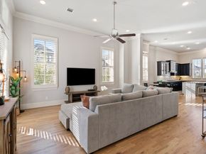 10937 Wrenwood Manor, Houston TX 77043