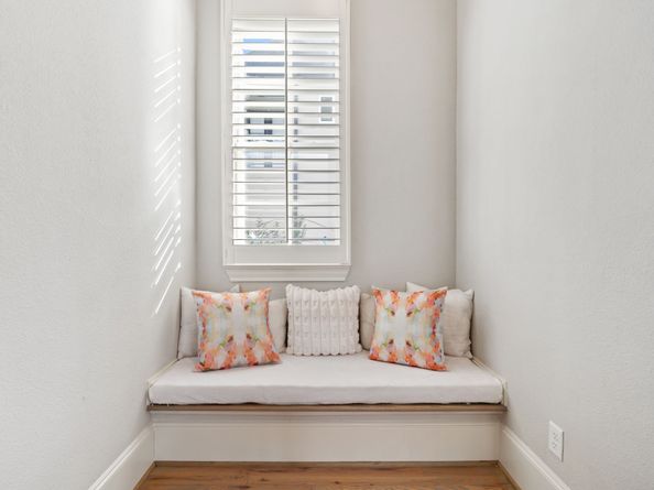 10937 Wrenwood Manor, Houston TX 77043