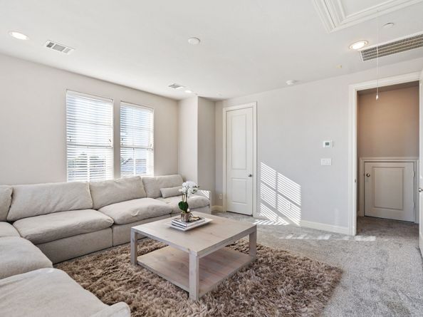 10937 Wrenwood Manor, Houston TX 77043