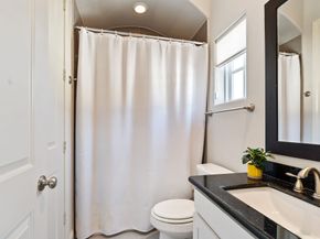 10937 Wrenwood Manor, Houston TX 77043