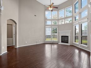 9510 Gentry Shadows Lane, Humble TX 77396