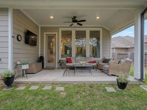 105 Dove Springs Court, Conroe TX 77304