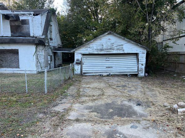 6624 Foster Street, Houston TX 77021