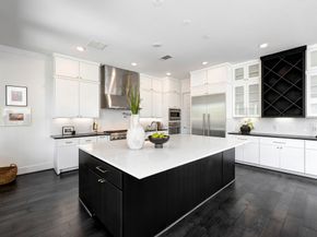 3205 Durhill Street, Houston TX 77025