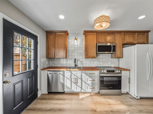 10370 Longmont Drive, Houston TX 77042