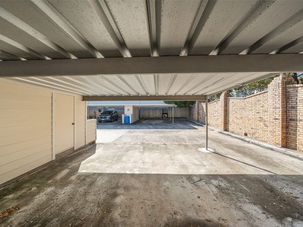 10370 Longmont Drive, Houston TX 77042