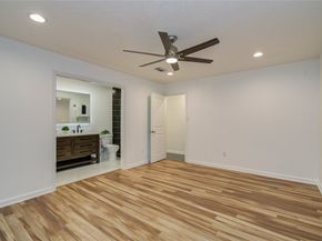 16 N Circlewood Glen, The Woodlands TX 77381