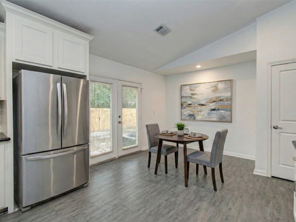 16 N Circlewood Glen, The Woodlands TX 77381