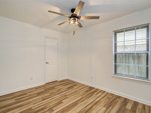 16 N Circlewood Glen, The Woodlands TX 77381