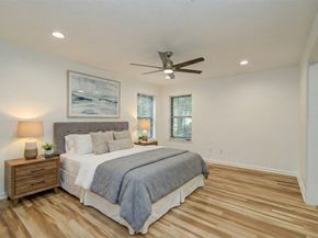 16 N Circlewood Glen, The Woodlands TX 77381