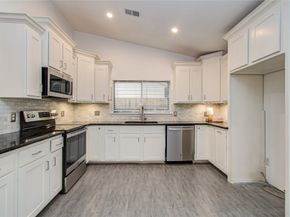 16 N Circlewood Glen, The Woodlands TX 77381