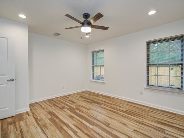 16 N Circlewood Glen, The Woodlands TX 77381