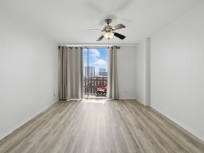 2016 Main Street 1502, Houston TX 77002