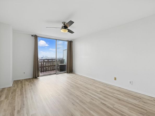 2016 Main Street 1502, Houston TX 77002