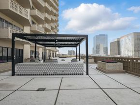 2016 Main Street 1502, Houston TX 77002