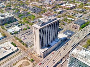 2016 Main Street 1502, Houston TX 77002