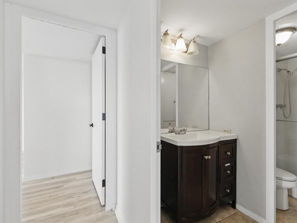 2016 Main Street 1502, Houston TX 77002