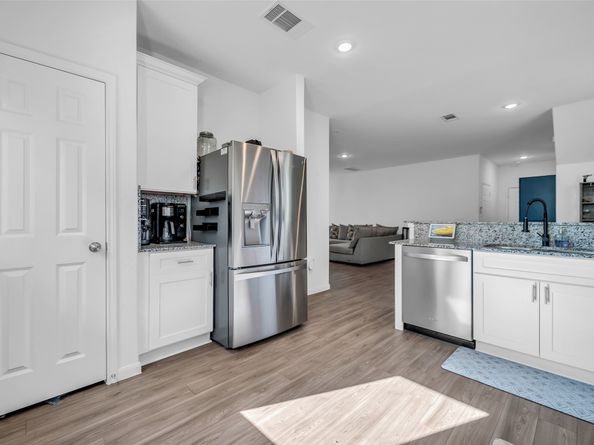 7306 Madison Commons Lane, Houston TX 77075